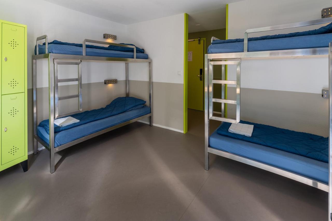 Stayokay Hostel 하를렘 외부 사진