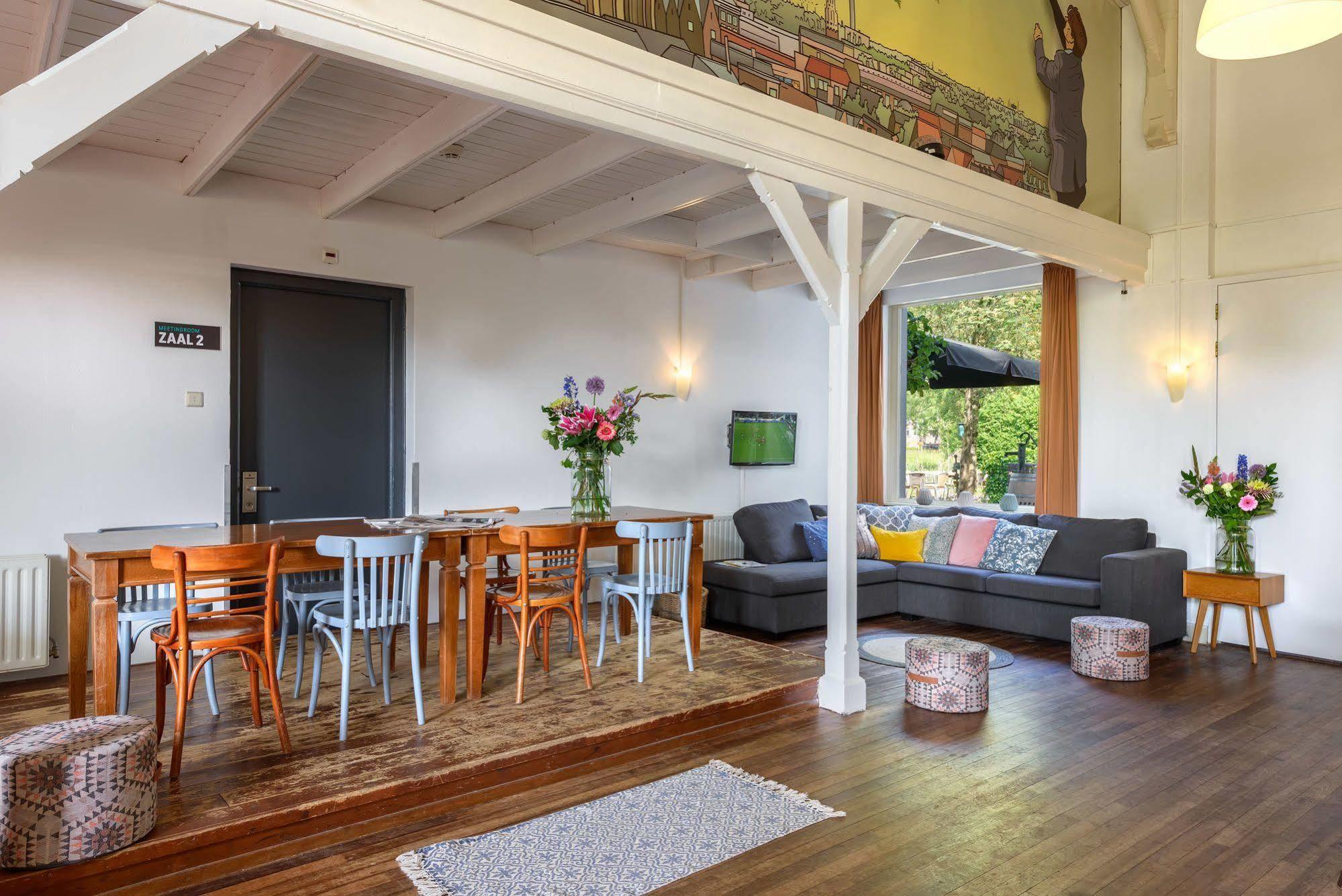Stayokay Hostel 하를렘 외부 사진
